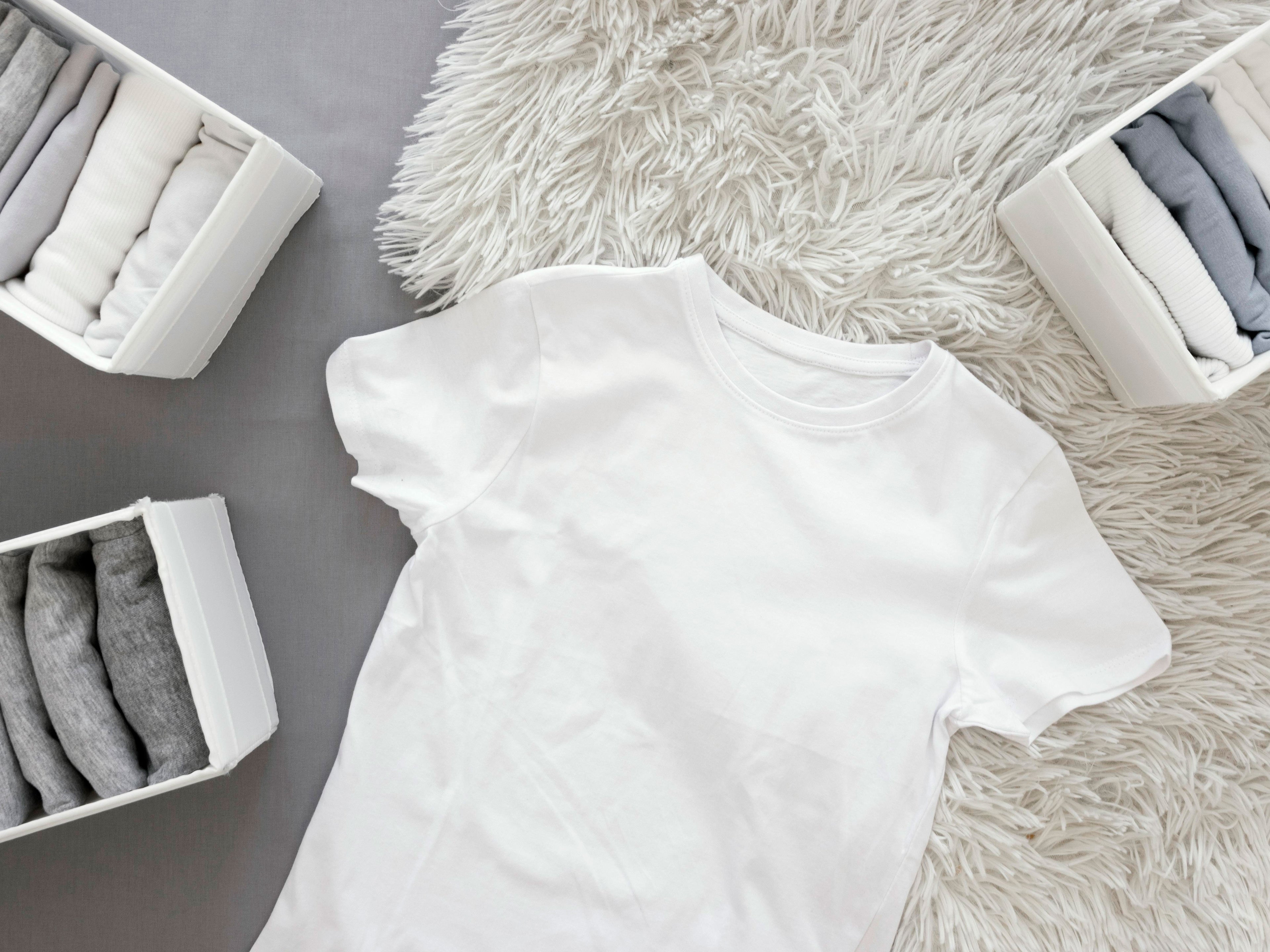 Men's Essential Premium White Half Sleeve Tee